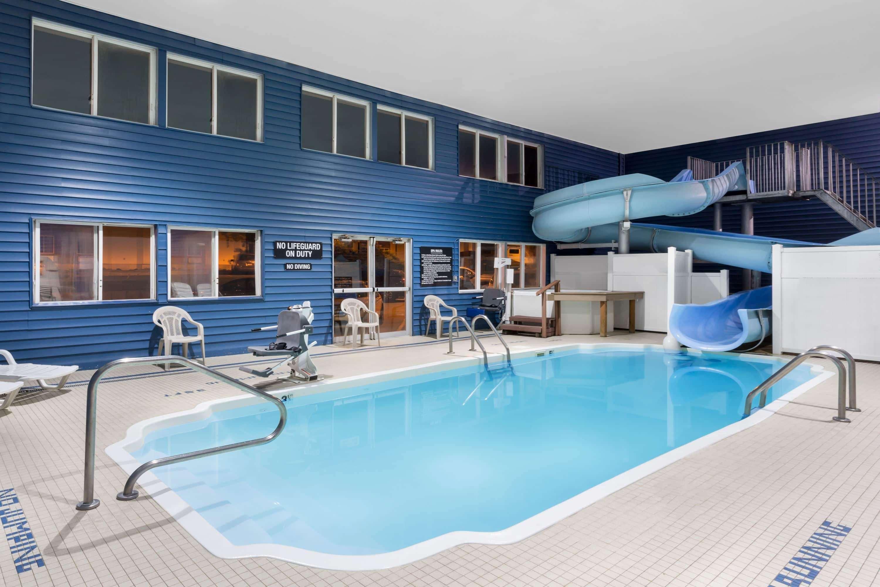 Baymont By Wyndham Bozeman Motel Buitenkant foto