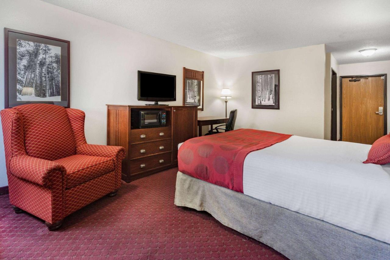 Baymont By Wyndham Bozeman Motel Buitenkant foto
