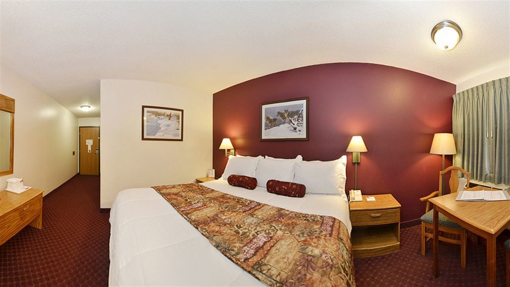 Baymont By Wyndham Bozeman Motel Buitenkant foto