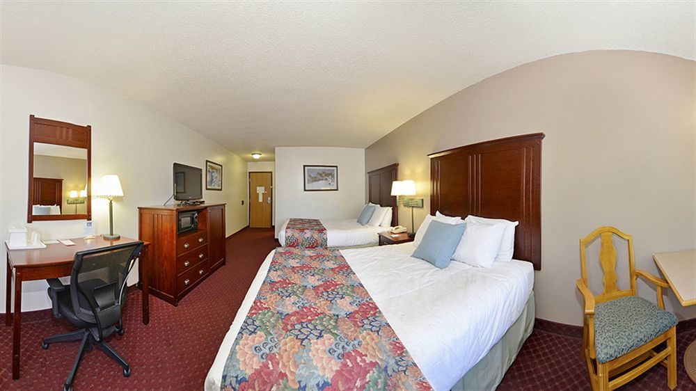 Baymont By Wyndham Bozeman Motel Buitenkant foto